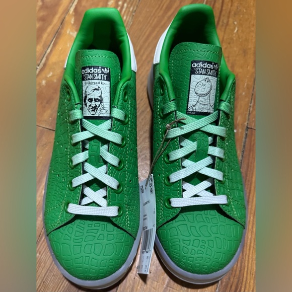 NWT Adidas Stan Smith Disney Shoes - Picture 2 of 7